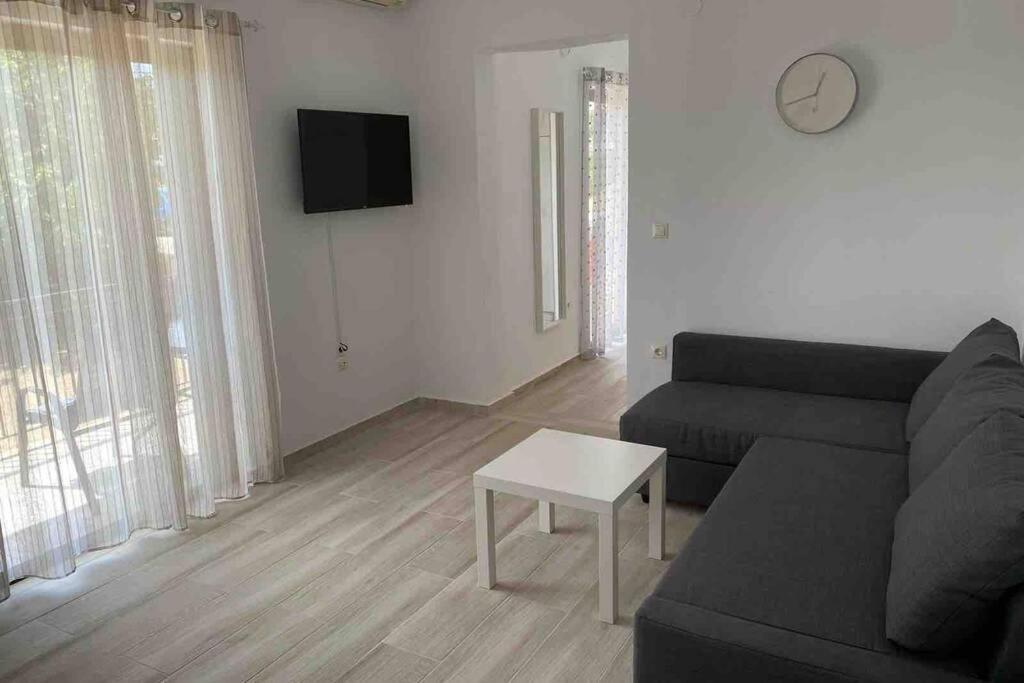 Maria'S Apartment Кастросикия Экстерьер фото